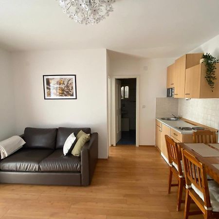 Apartments Dubravka Медулин Екстериор снимка