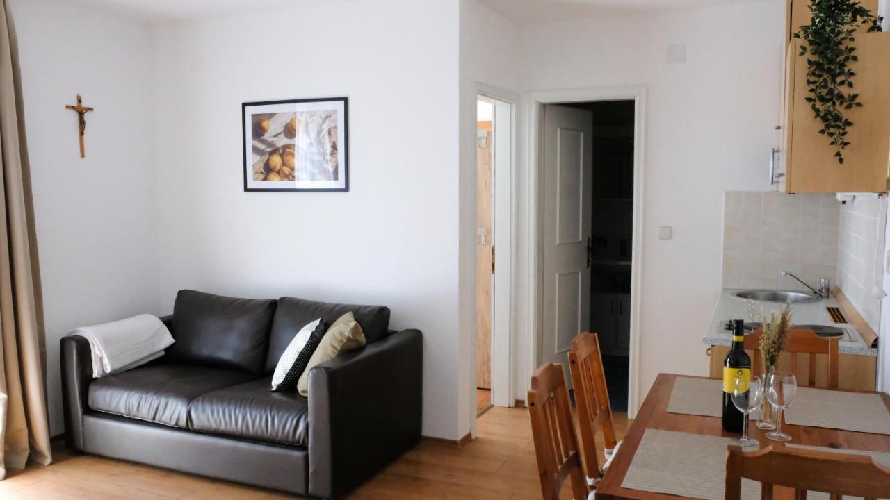 Apartments Dubravka Медулин Екстериор снимка