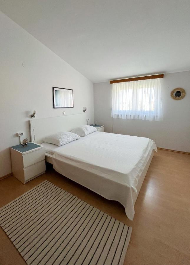 Apartments Dubravka Медулин Екстериор снимка