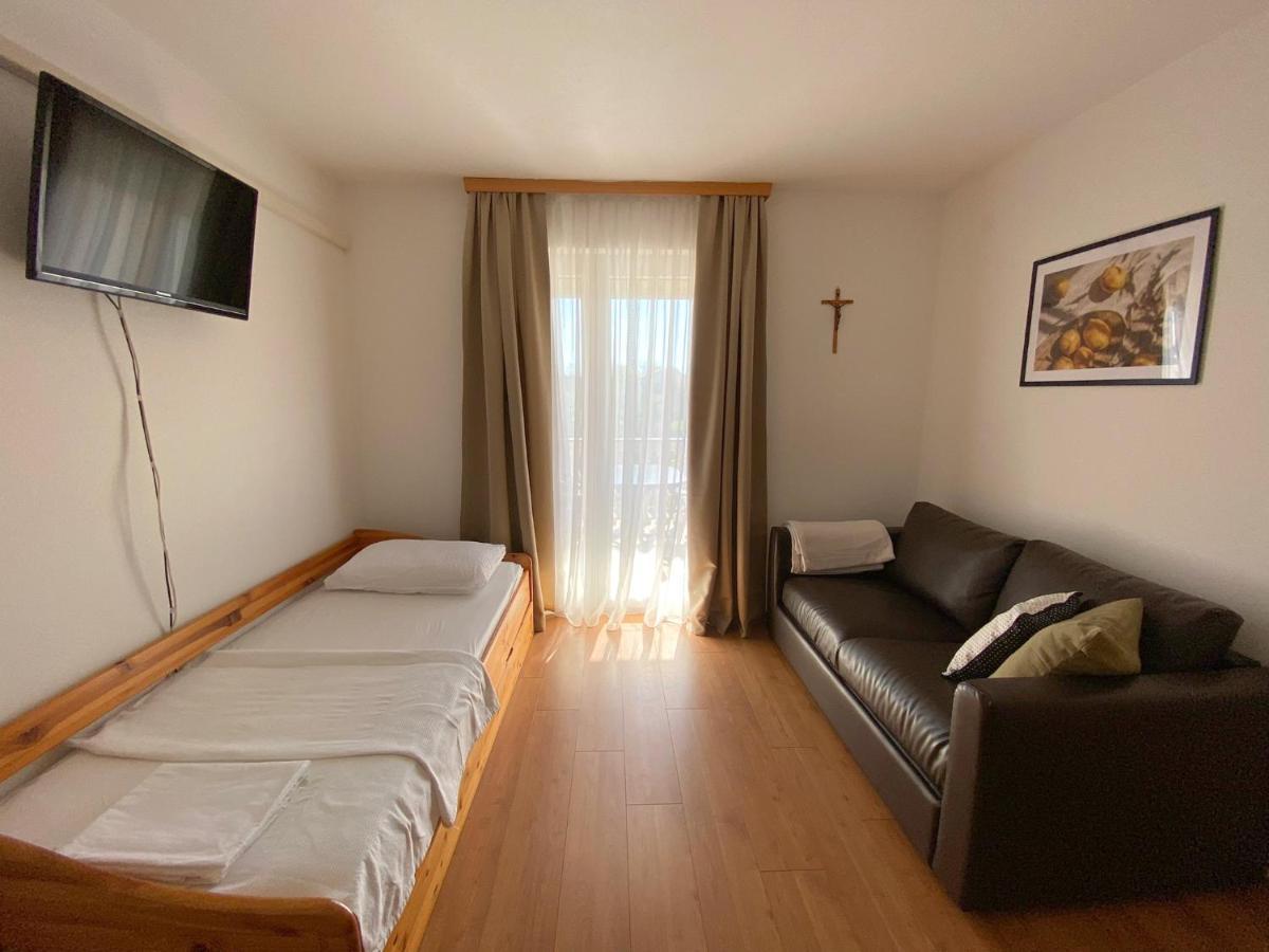Apartments Dubravka Медулин Екстериор снимка