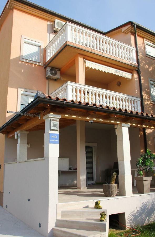 Apartments Dubravka Медулин Екстериор снимка