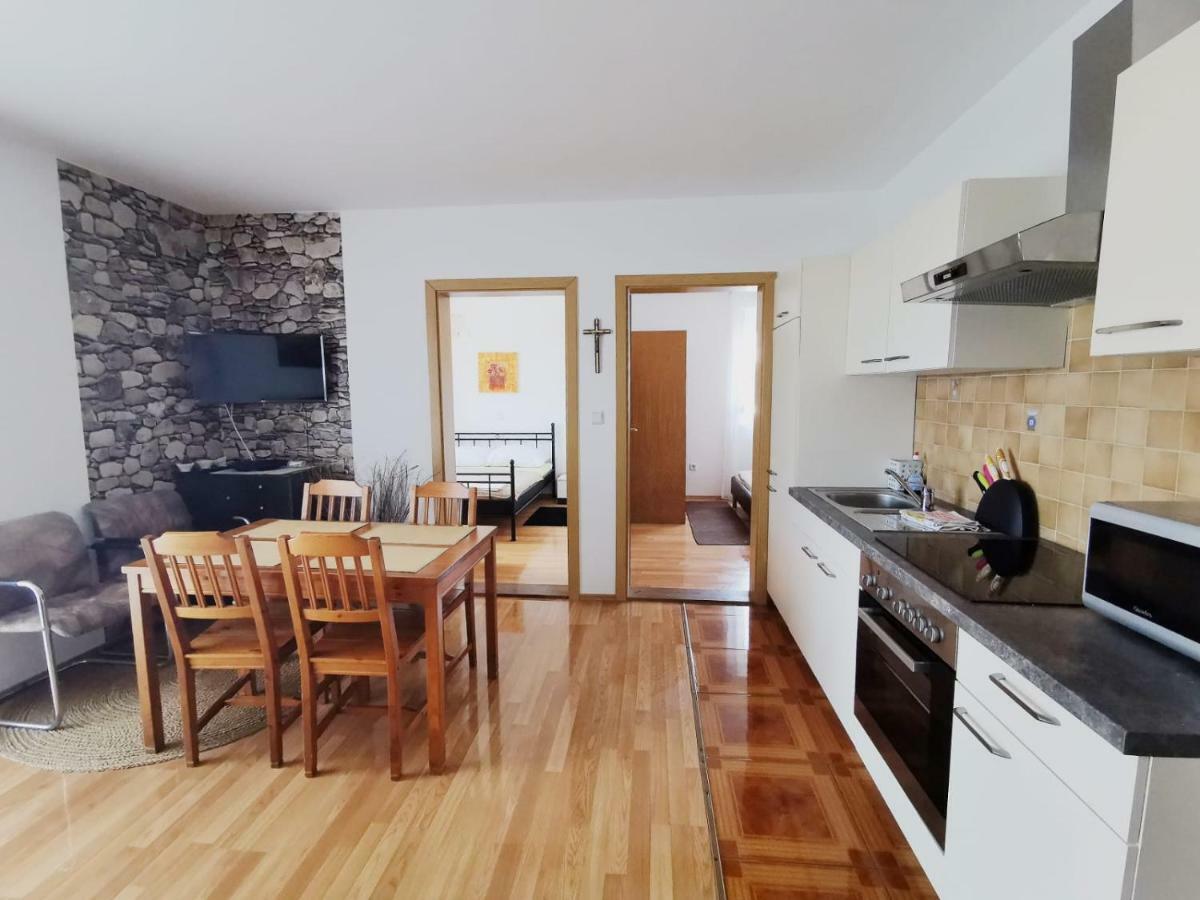 Apartments Dubravka Медулин Екстериор снимка